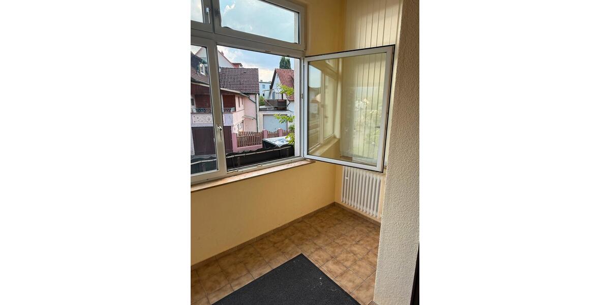 Einfamilienhaus Bad Pyrmont - 6 Zimmer, 160 m&sup2;, 175.000&euro; | Angebot:27084196
