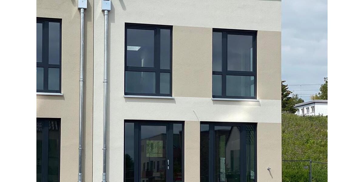 Reihenhaus Wennigsen (Deister) - 3 Zimmer, 99 m&sup2;, 450.000&euro; | Angebot:27093076
