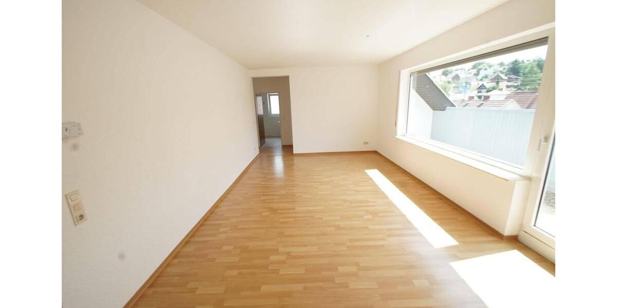 Dachgeschoßwohnung Friedrichsthal - 4 Zimmer, 90 m&sup2;, 146.000&euro; | Angebot:26846179