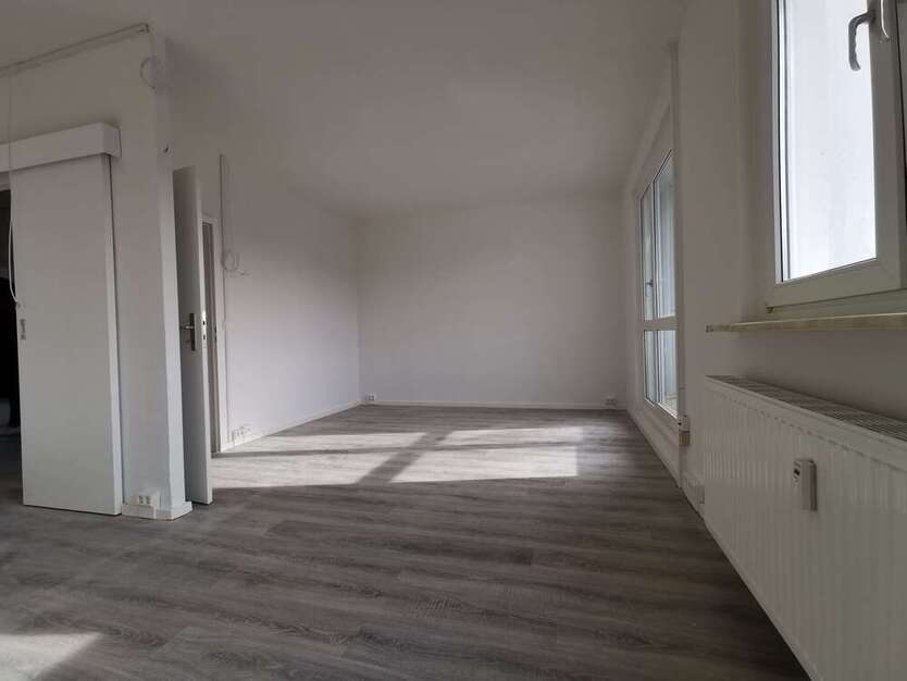 Wohnung zum Mieten in Dessau-Roßlau 345 € 57.63 m²