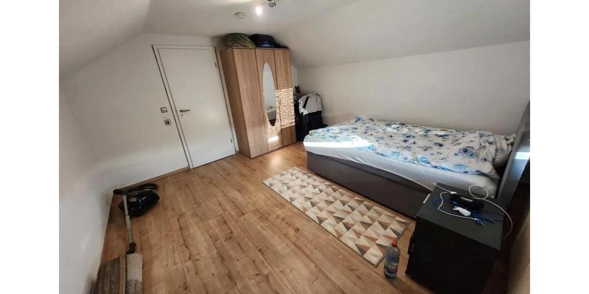 Dachgeschoßwohnung Ehingen (Donau) - 3 Zimmer, 64 m&sup2;, 155.000&euro; | Angebot:27096420