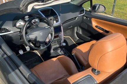 Peugeot 207 157.000 km 2.900 &euro; Neuötting 84524