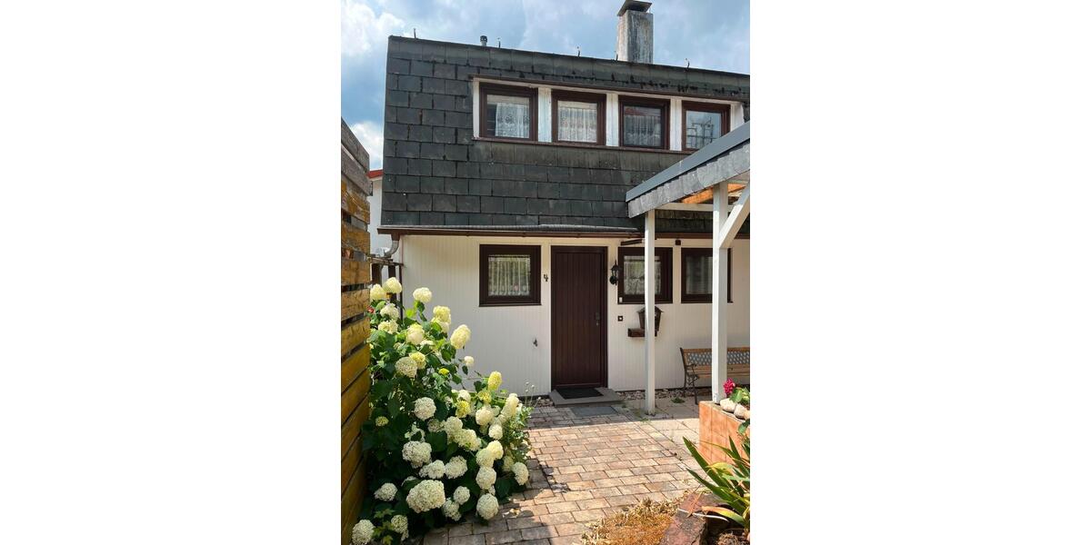 Doppelhaushälfte Bad Liebenzell - 3 Zimmer, 64 m&sup2;, 185.000&euro; | Angebot:26983986