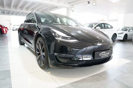 Tesla Model 3 102.987 km 22.750 € Kaarst 41564