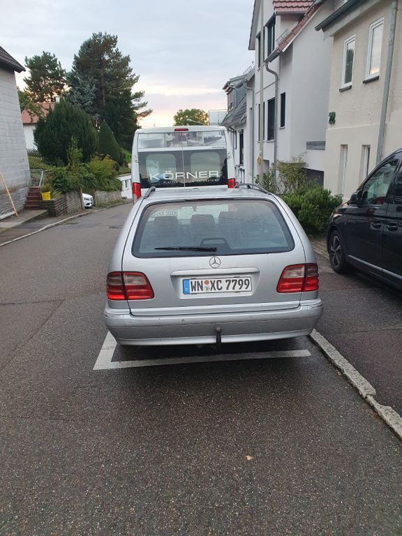 Mercedes-Benz 220 300.000 km 1.500 € wiesensteig 73349