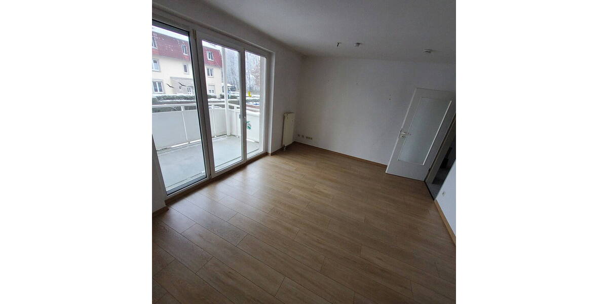 Etagenwohnung Dessau-Roßlau Roßlau - 2 Zimmer, 51 m&sup2;, 310&euro; | Angebot:26833824