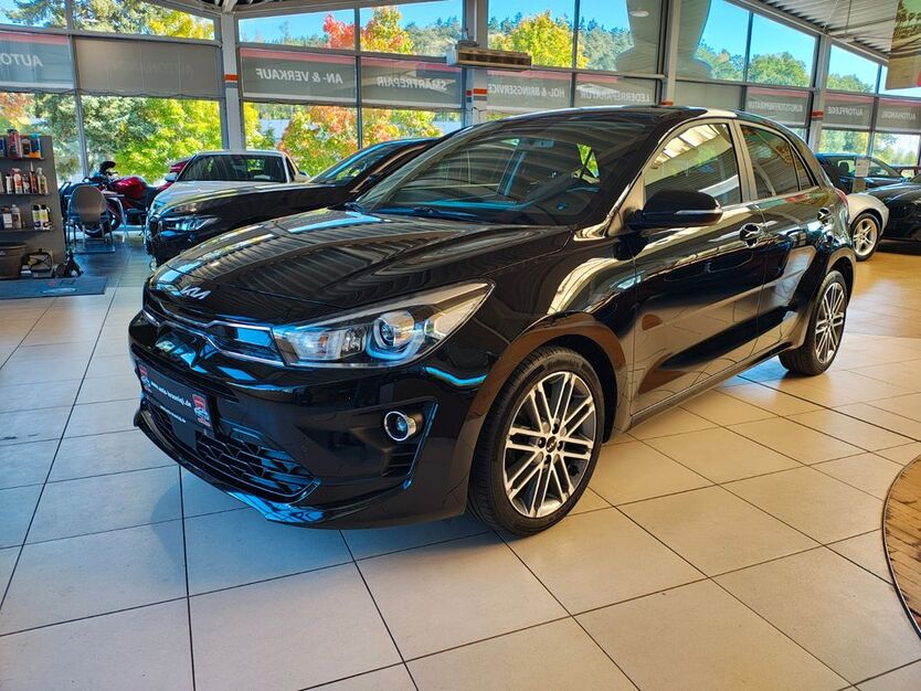 Kia Rio 64.000 km 16.300 € Moosthenning 84164