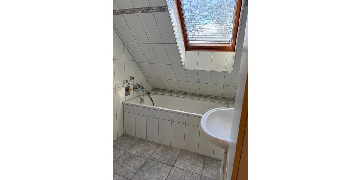 Etagenwohnung Westerstede - 2 Zimmer, 40 m&sup2;, 390&euro; | Angebot:25964850
