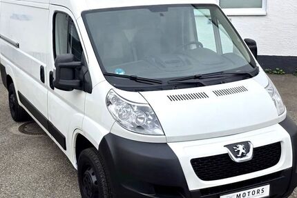 Peugeot Boxer 185.600 km 7.990 € Maisach 82216