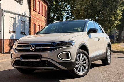 VW T-Roc 30.330 km 25.490 &euro; Mannheim 68229