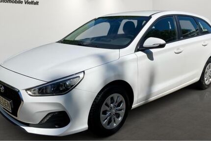 Hyundai i30 76.000 km 12.870 &euro; Viersen 41747