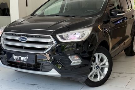 Ford Kuga 152.363 km 9.975 &euro; Sinzig 53489