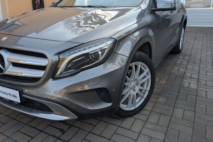 Mercedes-Benz GLA 200 80.542 km 15.890 &euro; Pockau-Lengefeld 09514