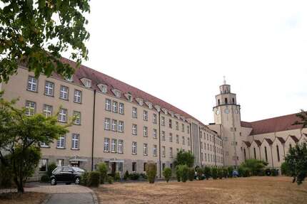 Wohnung zum Mieten in Würzburg 330 € 20.61 m² 1 zimmer