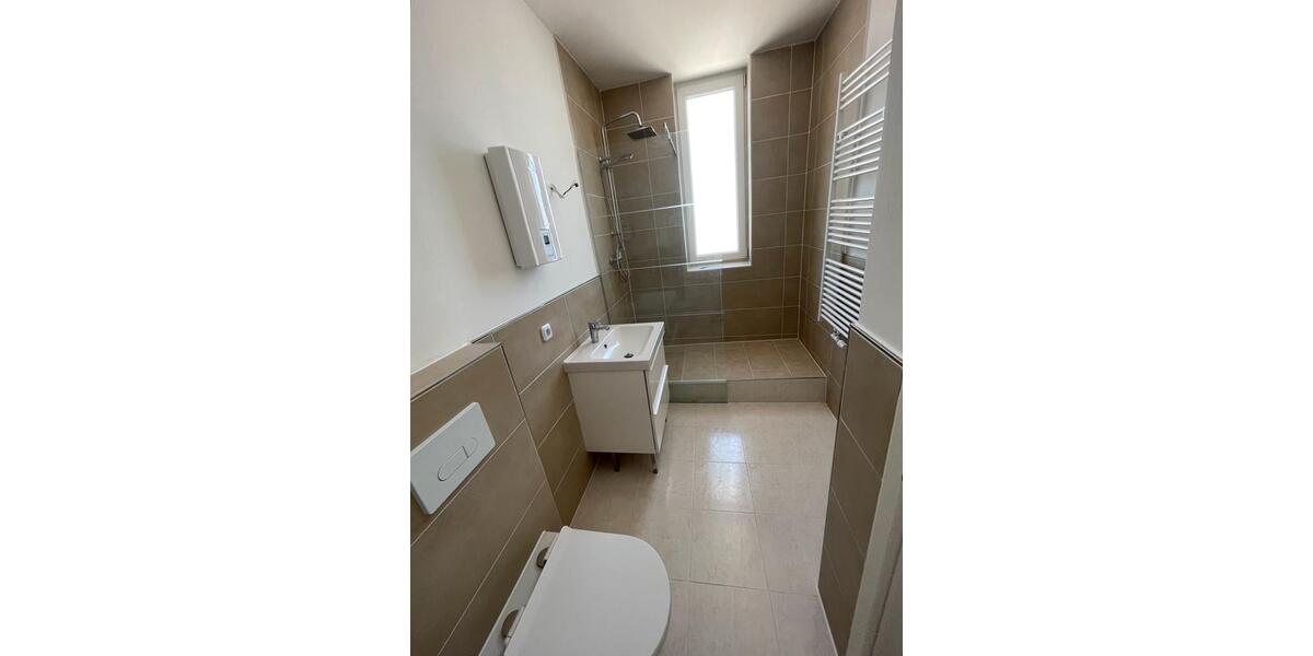 Etagenwohnung Duisburg Hamborn - 4 Zimmer, 118 m&sup2;, 900&euro; | Angebot:26284341