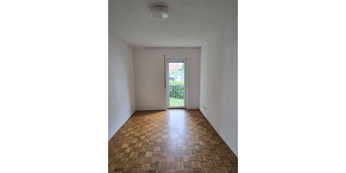 Etagenwohnung Roßdorf - 640&euro; | Angebot:26658335