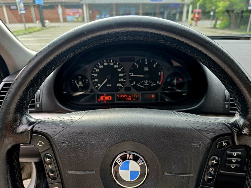 BMW 320 413.424 km 2.250 € Berlin 10178