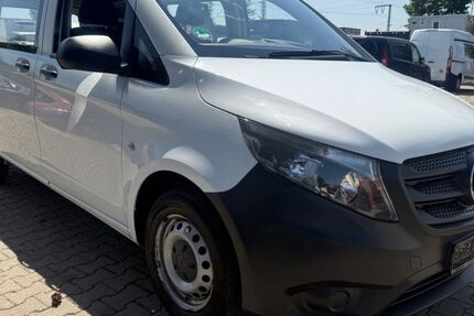 Mercedes-Benz Vito 122.500 km 5.999 &euro; München 81243