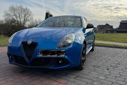 Alfa Romeo Giulietta 138.000 km 11.200 &euro; Wesel 46483