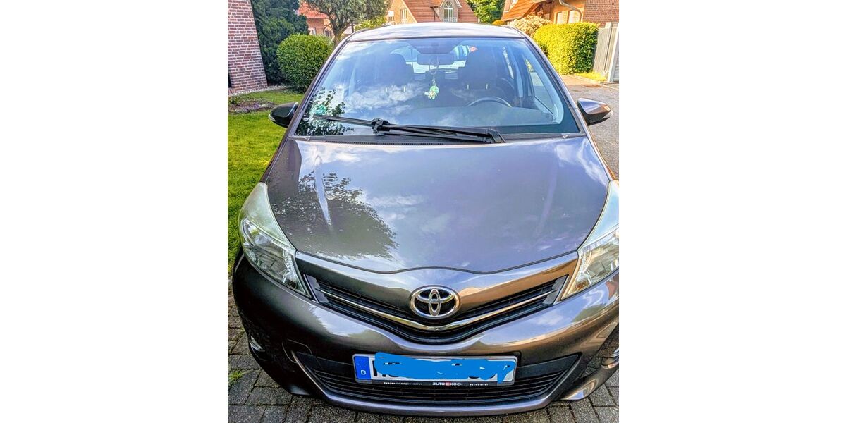 Toyota Yaris 65.415 km 6.950 &euro; Übach -Palenberg 52531