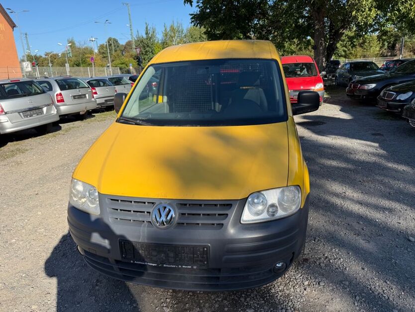 VW Caddy 95.432 km 4.190 € Kaiserslautern 67663