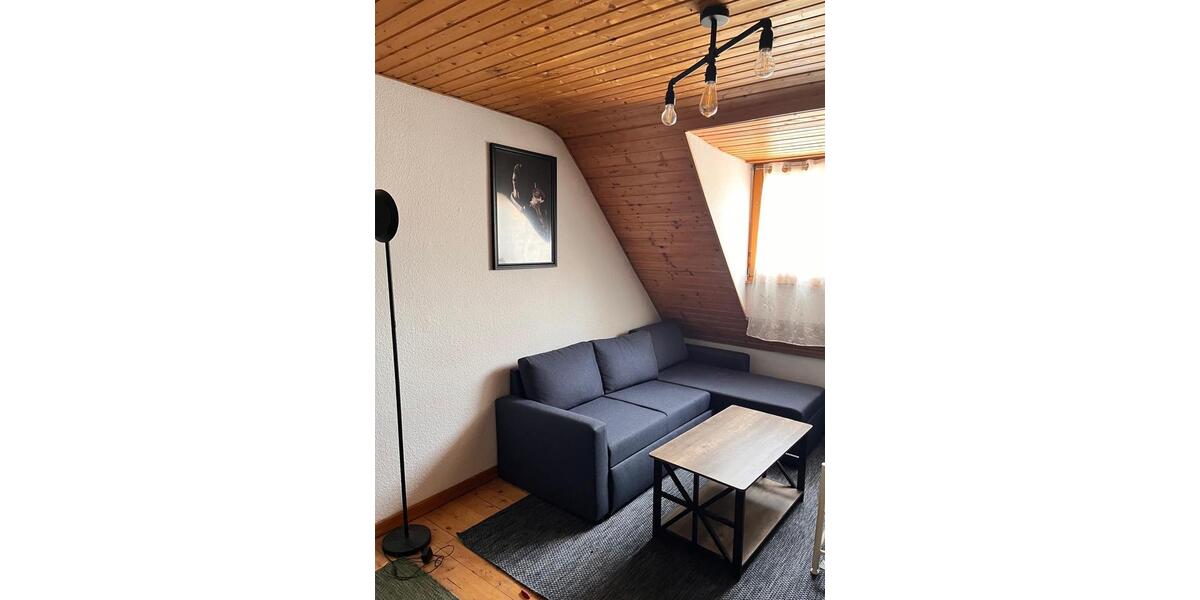 Dachgeschoßwohnung Mannheim Niederfeld - 3 Zimmer, 54 m&sup2;, 450&euro; | Angebot:25960809