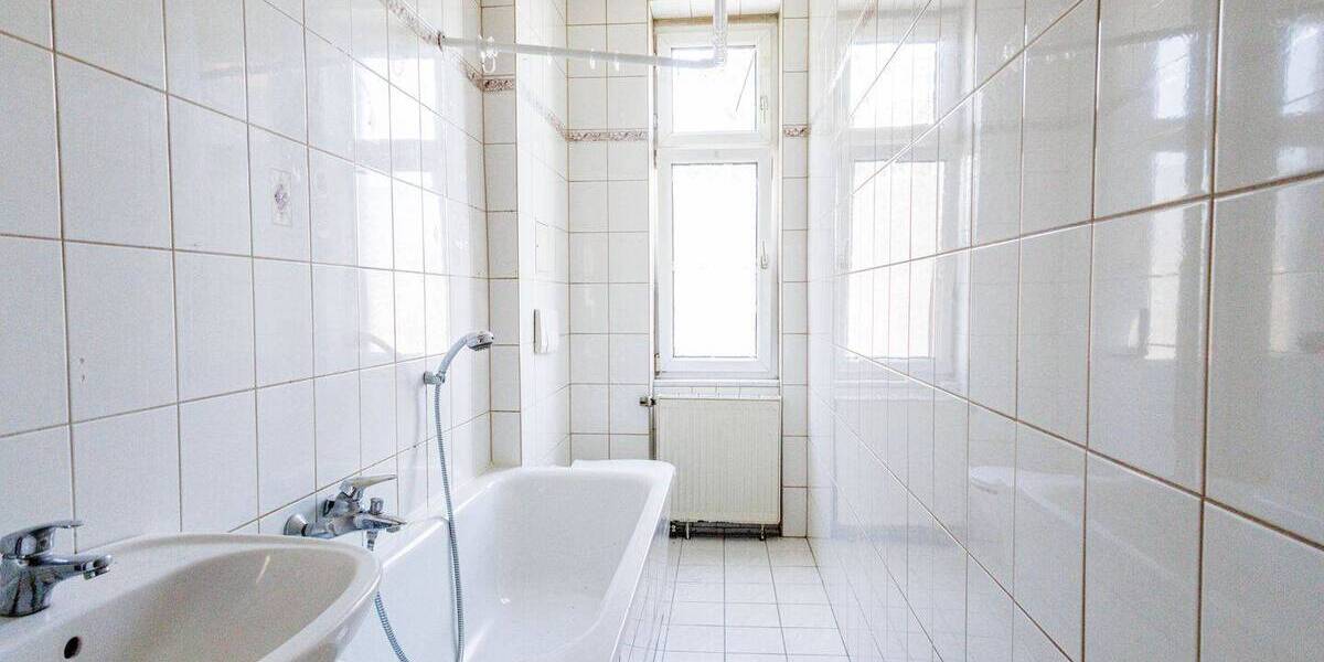 Etagenwohnung Naumburg (Saale) Naumburg - 3 Zimmer, 105 m&sup2;, 160.000&euro; | Angebot:25746056