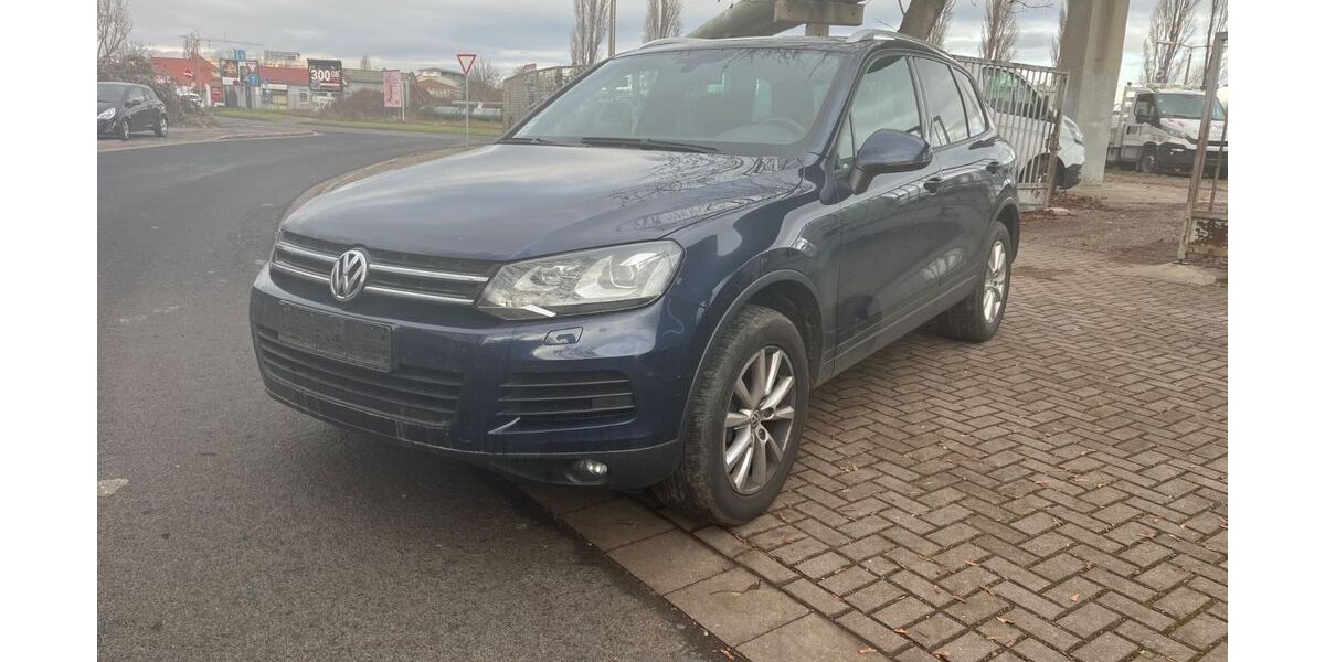VW Touareg 261.222 km 9.950 &euro; Erfurt 99086