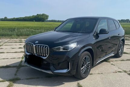 BMW iX1 41.000 km 39.999 &euro; Berlin 12103