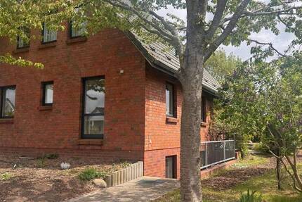 Haus Wolgast - 7 Zimmer, 127 m&sup2;, 372.000&euro; | Angebot:26796629