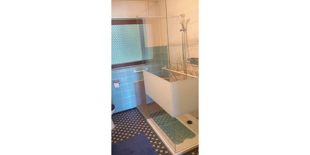 Mehrfamilienhaus mit großem Grundstück zimmer