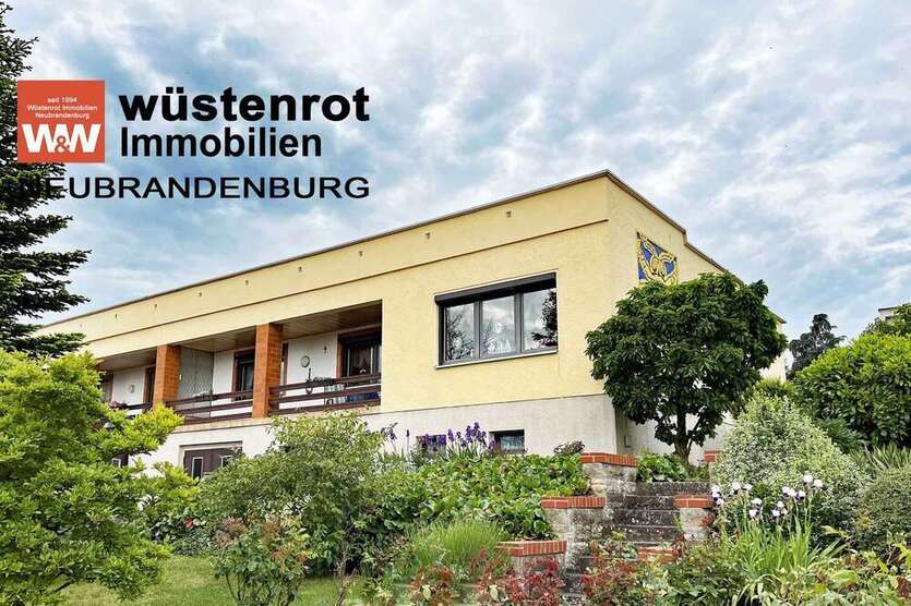 Haus zum Kaufen in Altentreptow 215.000 € 115 m²
