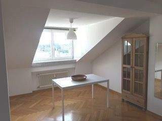 Etagenwohnung Wiesbaden Südost - 2 Zimmer, 54 m&sup2;, 700&euro; | Angebot:24874483