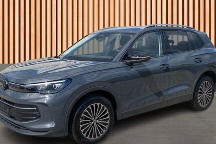 VW Tiguan 27.142 km 33.890 &euro; Dresden 01328
