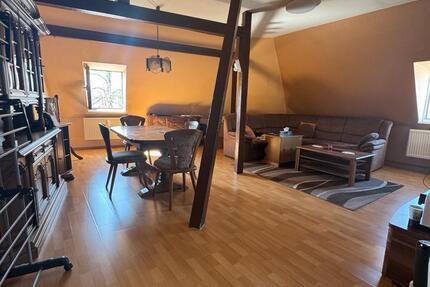 Schöne 74 m² Dachgeschoßwohnung – mit Einbauküche in Wiebelskirchen
