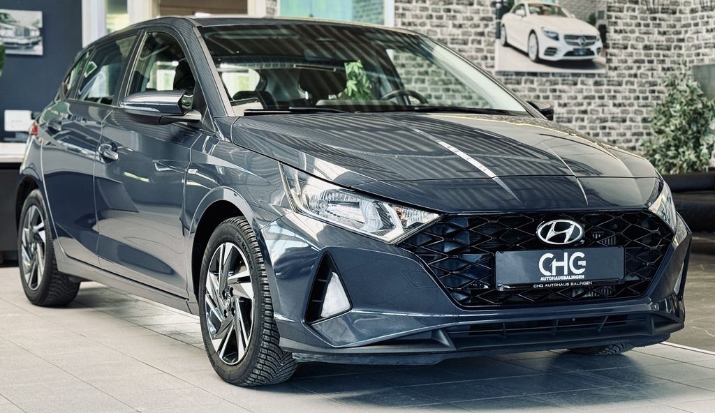 Hyundai i20 57.684 km 14.490 &euro; Balingen 72336