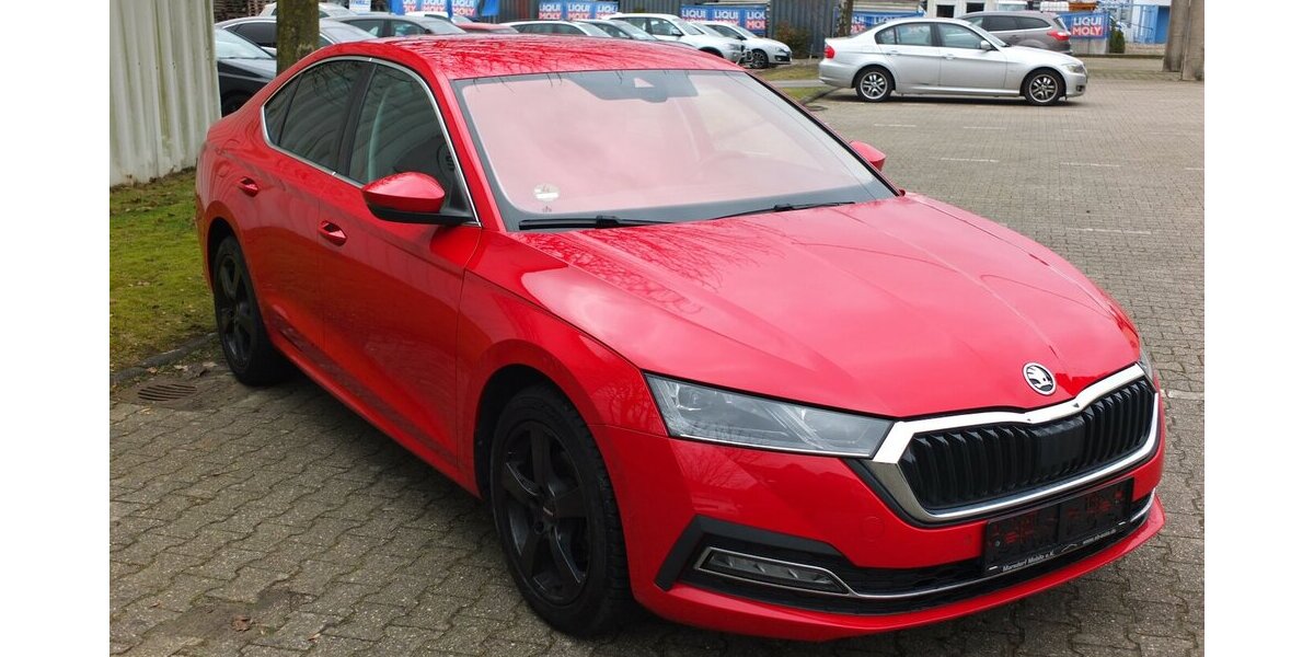 Skoda Octavia KUNDENAUFTRAG: STYLE NAVI BLUETOOTH PARKPI 53.254 km 18.998 &euro; Köln 50858