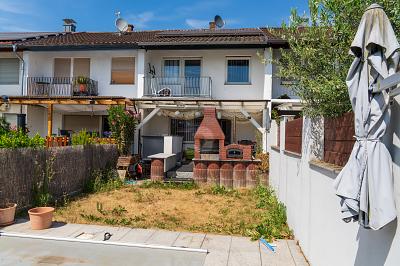 RUHELAGE, POOL & KURZE WEGE ZUR CITY - Haus Neuenburg am Rhein | Angebot:27311750