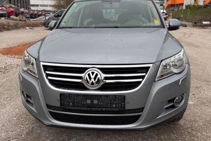 VW Tiguan 275.000 km 5.999 &euro; Stuttgart 70376