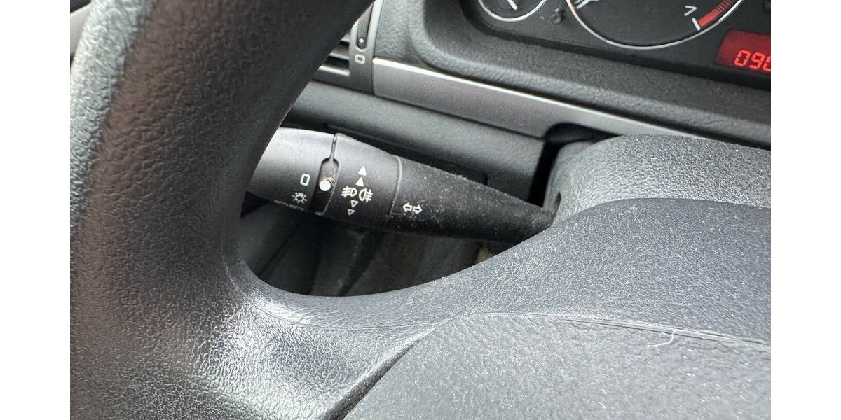 Peugeot 407 1. Hand nur 91tkm Kampfspuren 91.000 km 3.999 &euro; Hamburg 22339