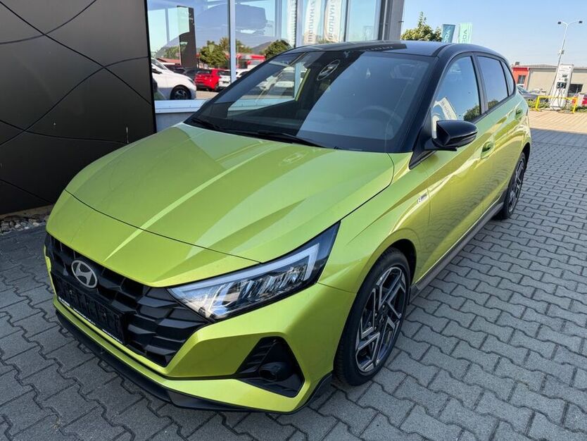i20