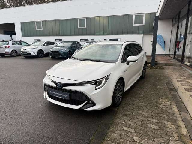 Toyota Corolla 63.844 km 23.460 &euro; Limburg 65549
