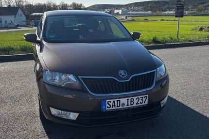 Skoda Rapid 86.500 km 9.600 &euro; Wackersdorf 92442