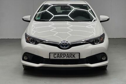 Toyota Auris Touring Sports