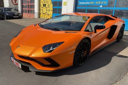 Lamborghini Aventador