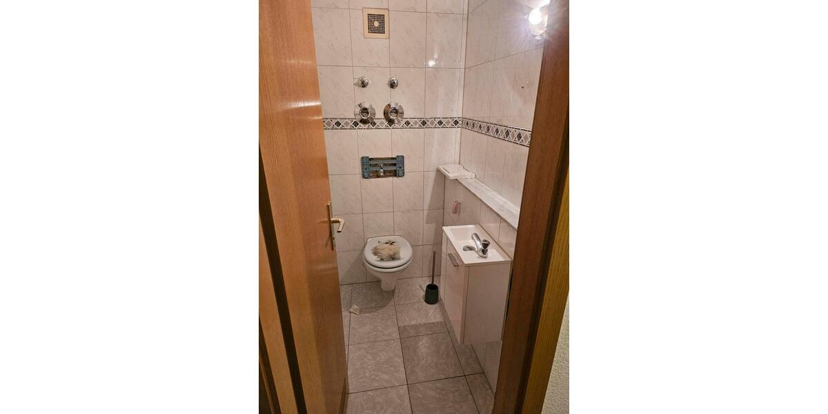 Erdgeschoßwohnung Göppingen Bruckwasen - 3 Zimmer, 74 m&sup2;, 250.000&euro; | Angebot:26974358