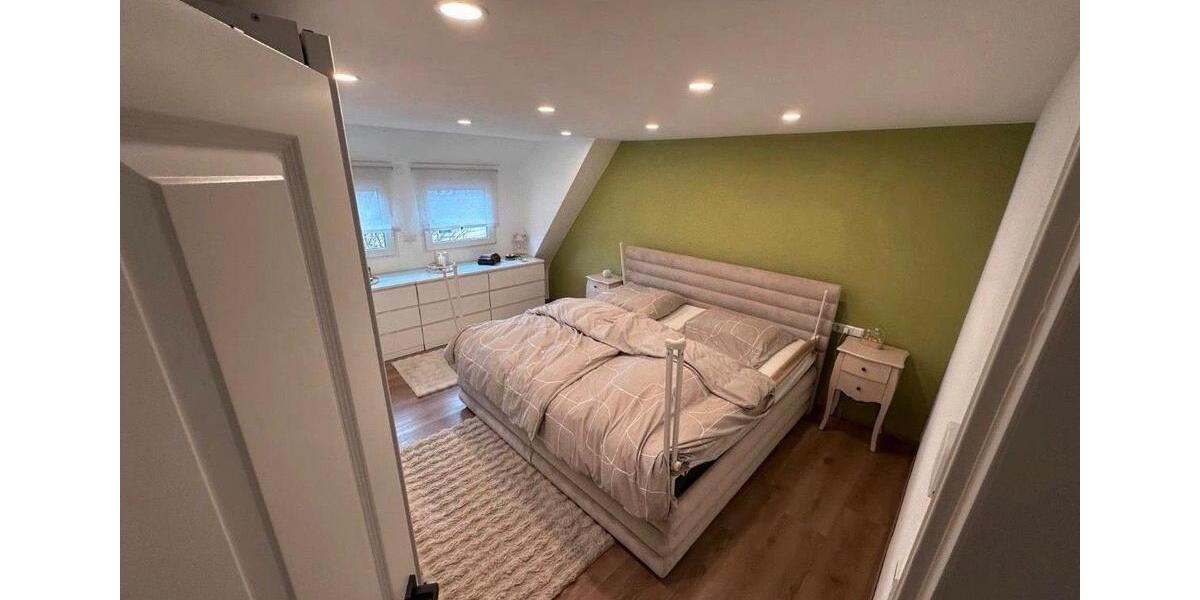 Doppelhaushälfte Villingen-Schwenningen Schwenningen - 4.5 Zimmer, 125 m&sup2;, 415.000&euro; | Angebot:27134730