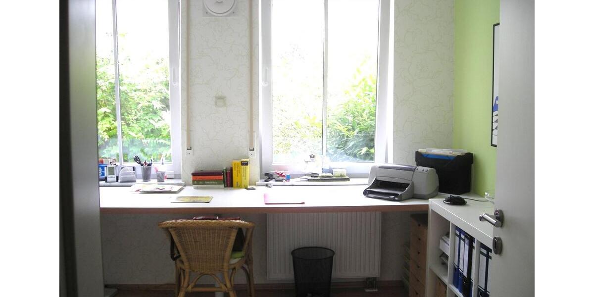 Stilvolle 4-Zimmer-Wohnung mit Loggia in Schriesheim 4 zimmer