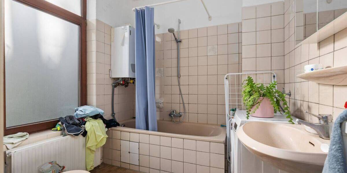 Mehrfamilienhaus, Wohnhaus Bremen Ostertor - 6 Zimmer, 172 m&sup2;, 369.000&euro; | Angebot:26258130