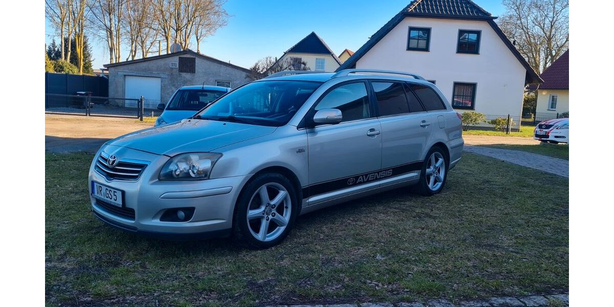 Toyota Avensis 283.754 km 2.800 &euro; Gingst 18569